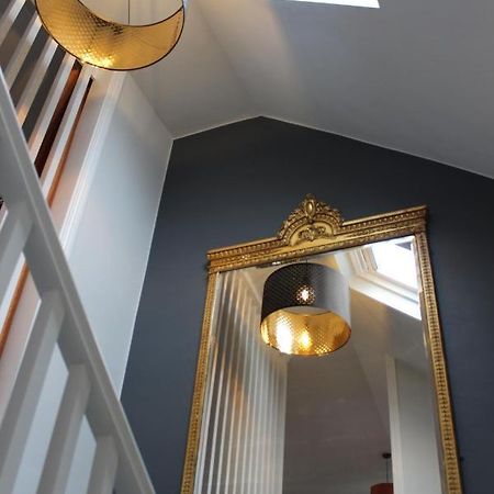 Paris Rooftop Studio At The Residence, Bantry Ngoại thất bức ảnh