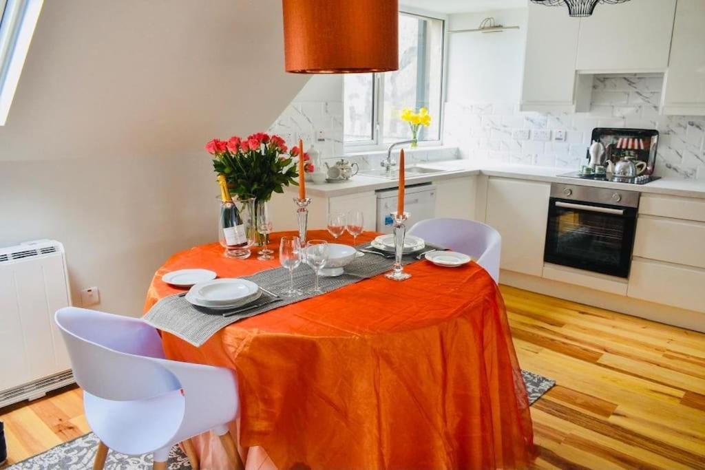 Paris Rooftop Studio At The Residence, Bantry Ngoại thất bức ảnh