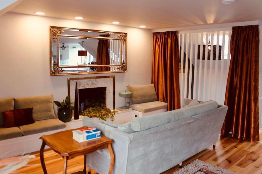 Paris Rooftop Studio At The Residence, Bantry Ngoại thất bức ảnh
